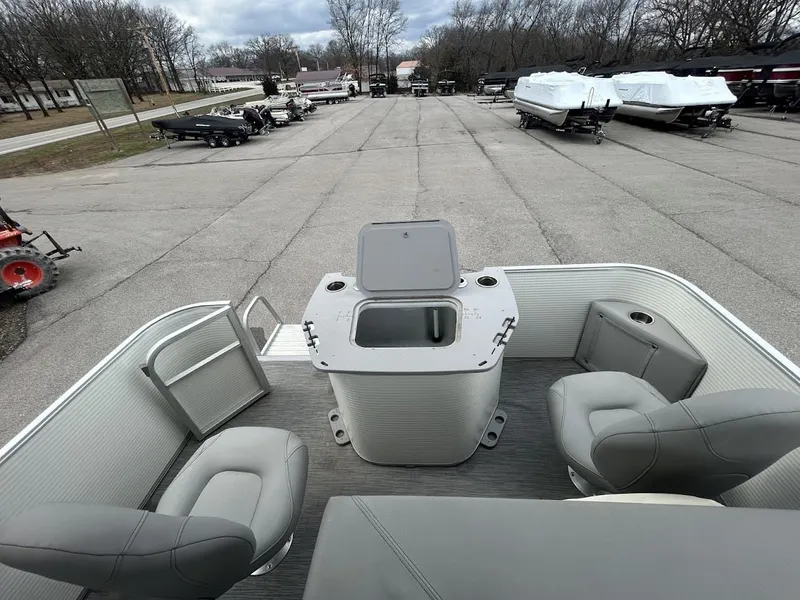 Slide: The Image of Bennington S20 2023 - 16