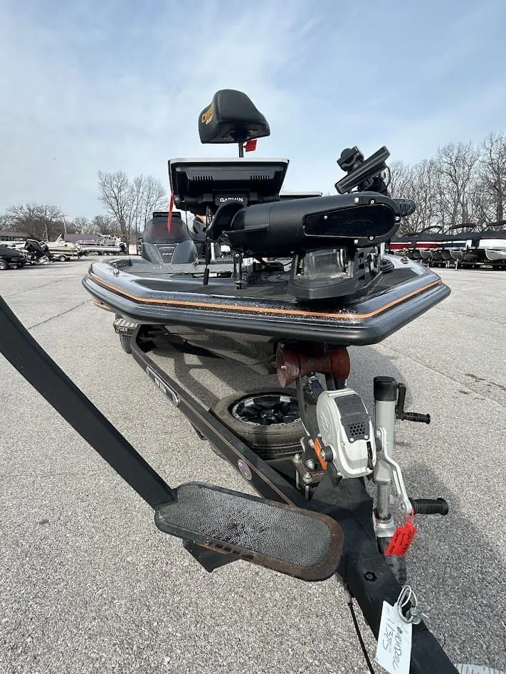 Slide: The Image of Charger 198 Elite 2021 - 16