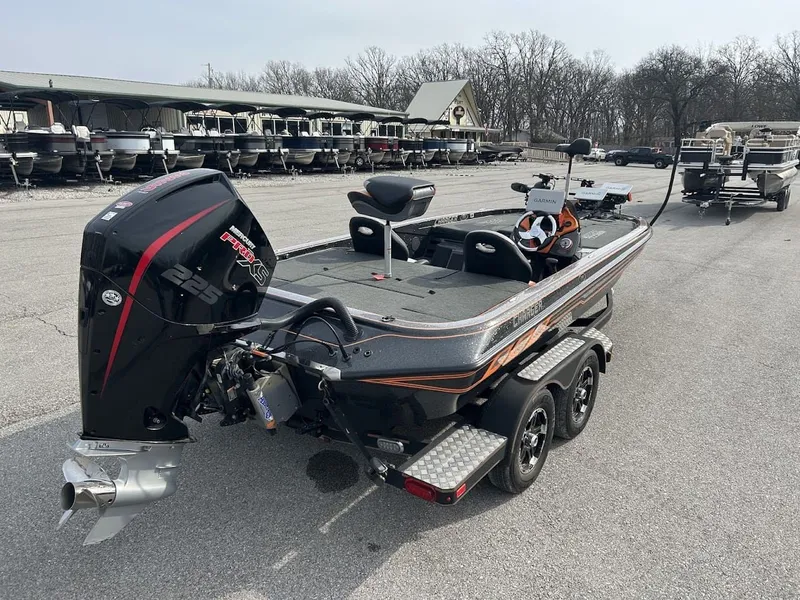 Slide: The Image of Charger 198 Elite 2021 - 2