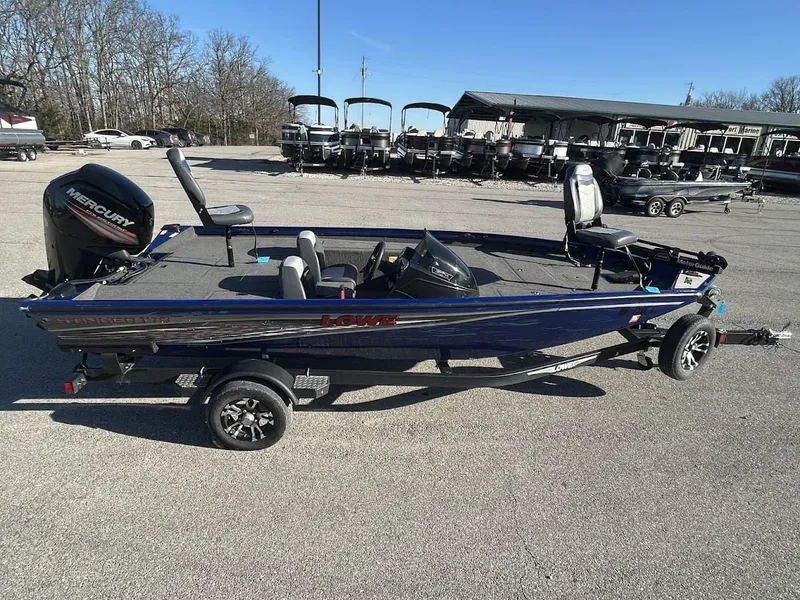 Slide: The Image of Lowe Stinger 178 2019 - 16