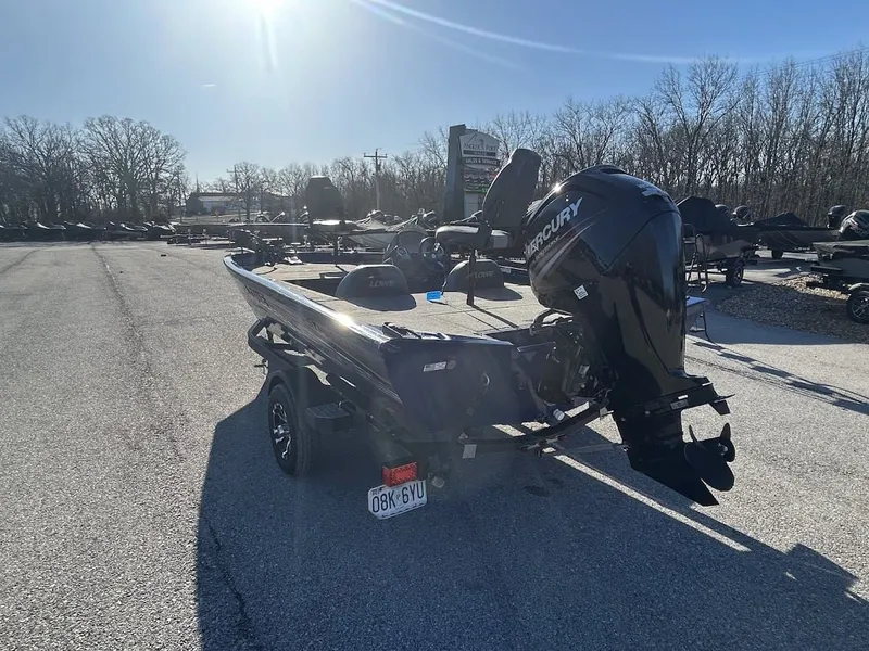 Slide: The Image of Lowe Stinger 178 2019 - 3