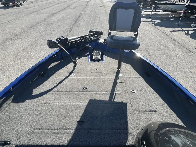 Slide: The Image of Lowe Stinger 178 2019 - 6