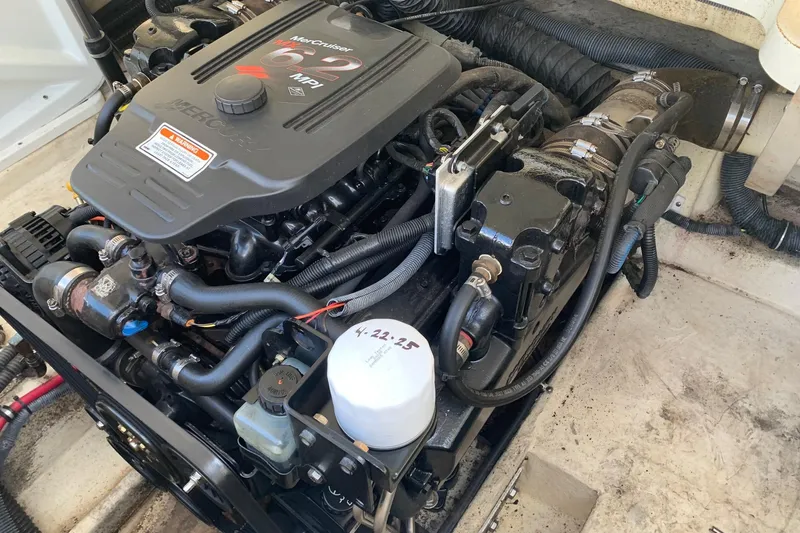Slide: The Image of Engine compartment of a 2004 Formula 260 Bowrider with MerCruiser 6.2 MPI engine. - 11
