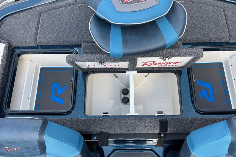 Slide: The Image of Interior view of the 2025 Ranger Z519R Cup-Equipped boat. - 13