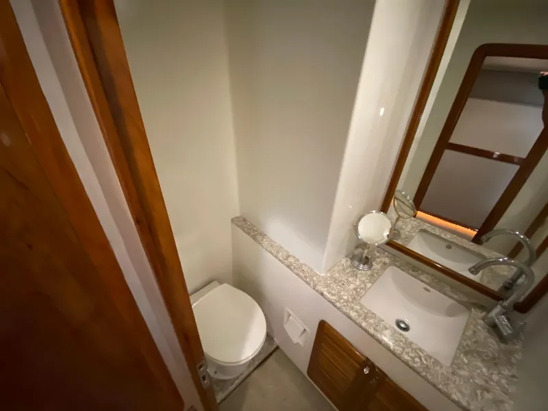 Slide: The Image of Mares 58 Power Cat 1995 - 64