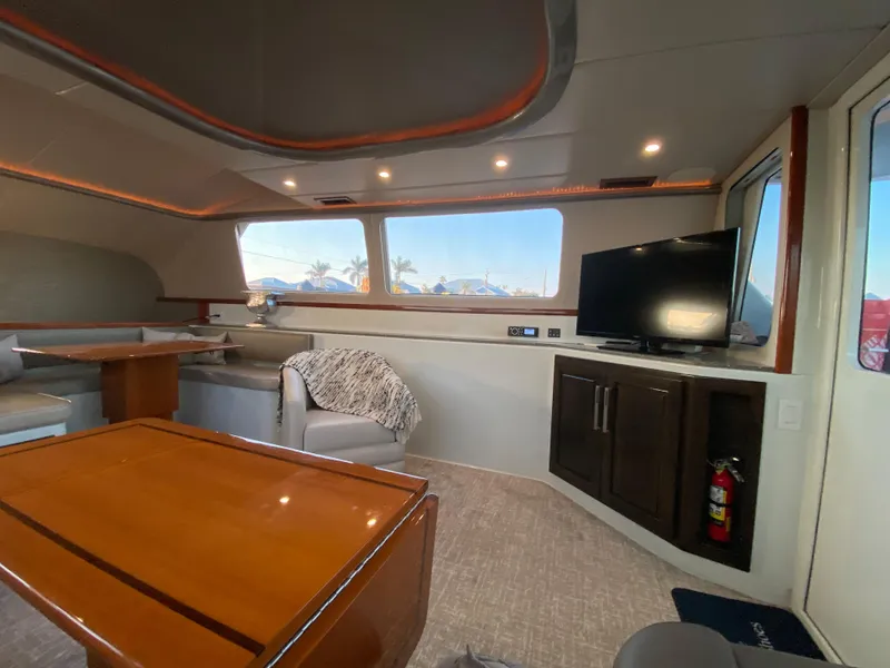 Slide: The Image of Mares 58 Power Cat 1995 - 72