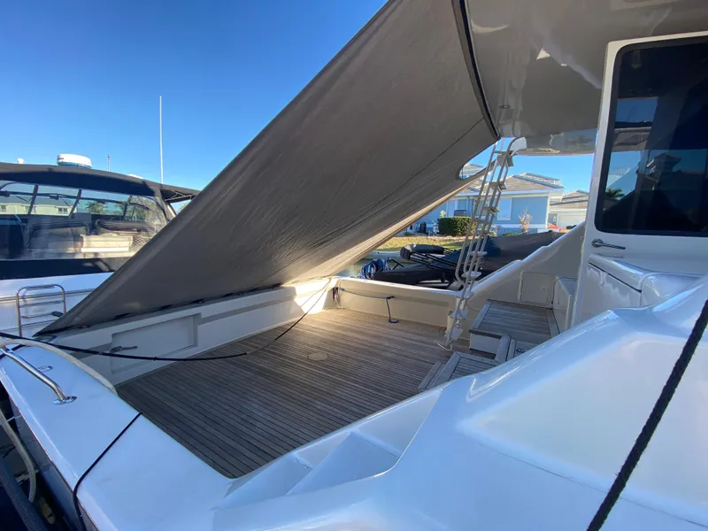 Slide: The Image of Mares 58 Power Cat 1995 - 86