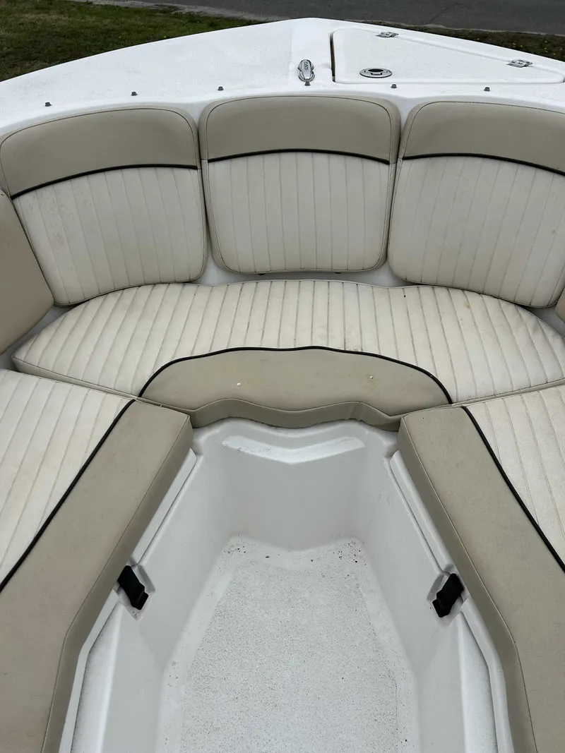 Slide: The Image of Sea Fox 226 Traveler 2016 - 5