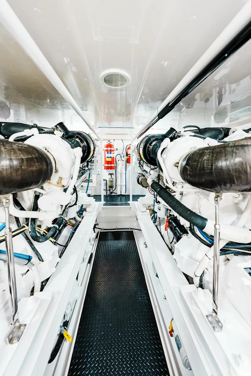 Slide: The Image of Viking 68 Skybridge 2008 - 74