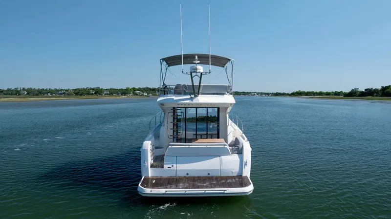 Slide: The Image of 2024 Prestige 420 - Image 14 - 14