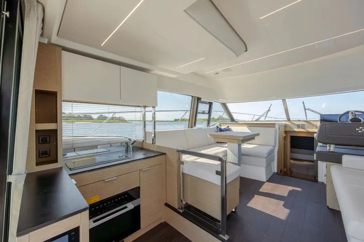 Slide: The Image of 2024 Prestige 420 - Image 21 - 21