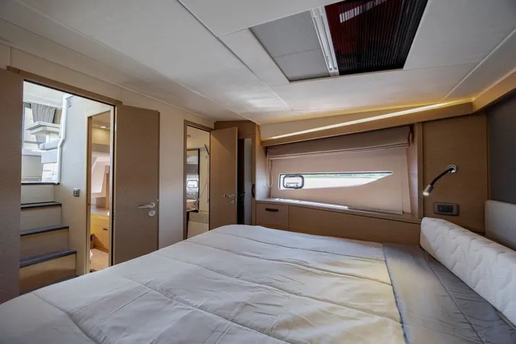 Slide: The Image of 2024 Prestige 420 - Image 36 - 36