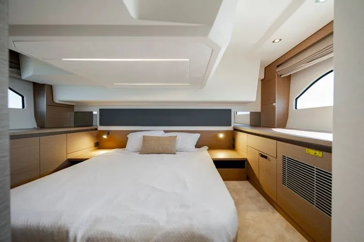 Slide: The Image of 2024 Prestige 420 - Image 44 - 44