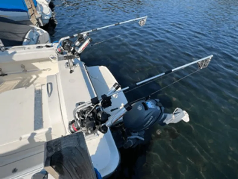 Slide: The Image of Trophy 2352 Walkaround 2007 - 21