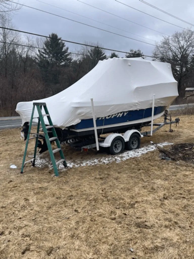 Slide: The Image of Trophy 2352 Walkaround 2007 - 25