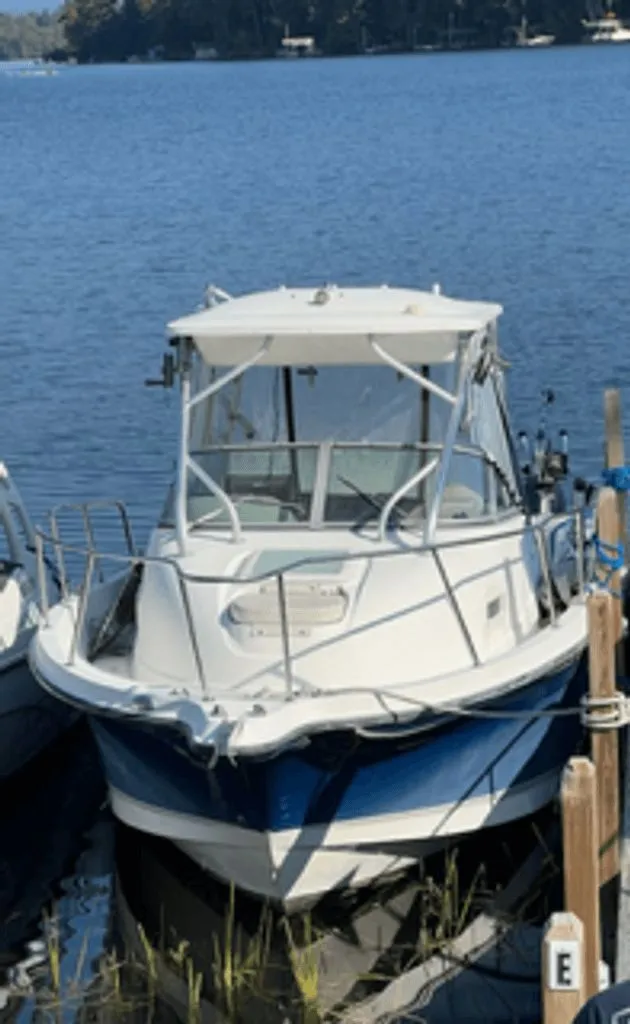 Slide: The Image of Trophy 2352 Walkaround 2007 - 3