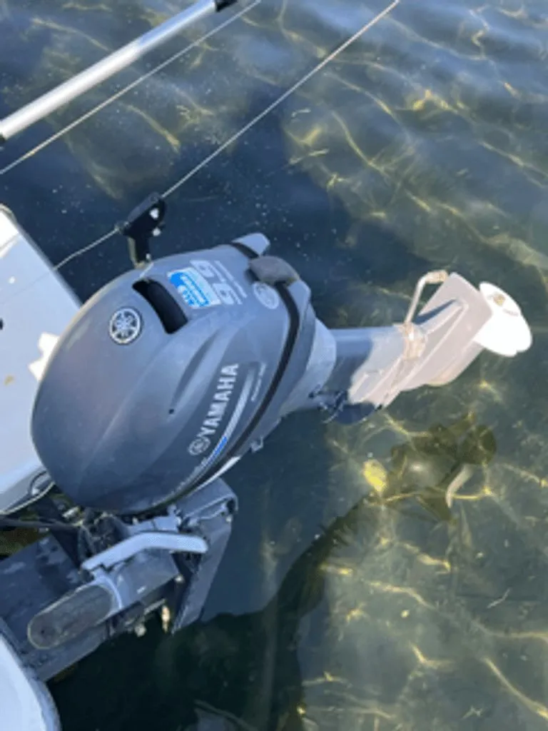 Slide: The Image of Trophy 2352 Walkaround 2007 - 5