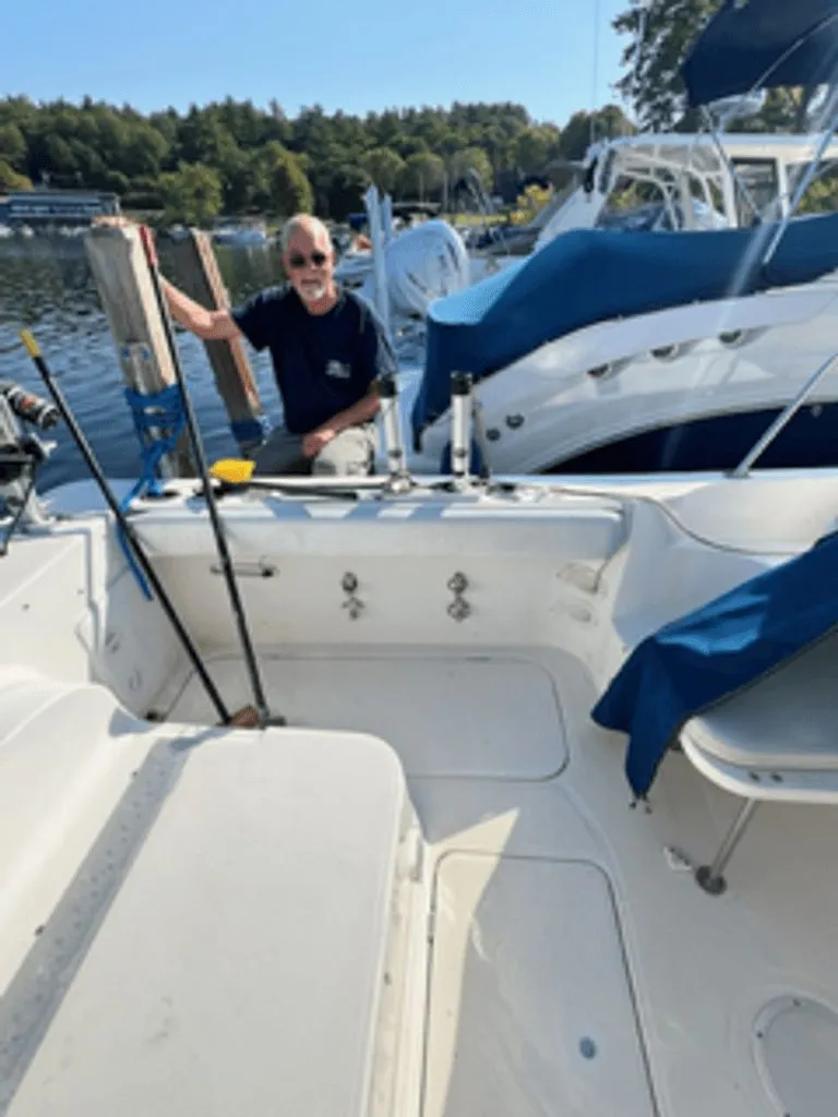 Slide: The Image of Trophy 2352 Walkaround 2007 - 6