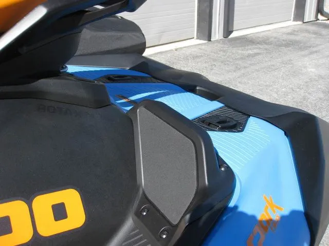 Slide: The Image of Sea-Doo SparkTrixx For 3 Rotax 900 ACE - 90 Ibr And Aud 2026 - 7