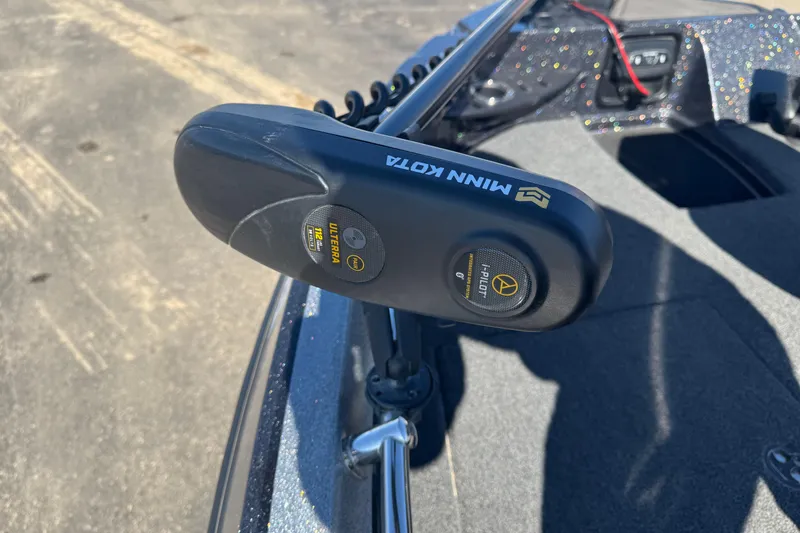 Slide: The Image of Minn Kota trolling motor on 2023 Nitro ZV20 boat deck. - 19