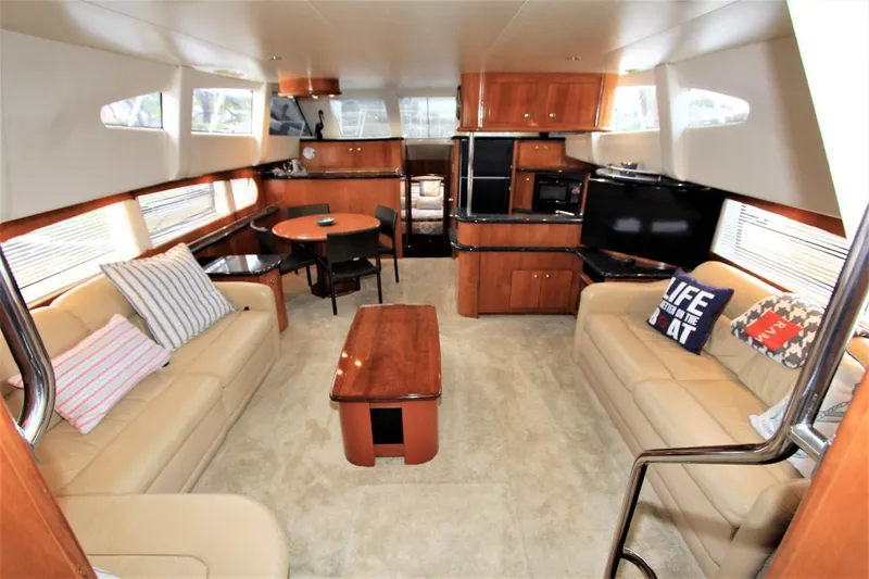 Slide: The Image of Interior of 2001 Carver 506 Motor Yacht, luxurious and spacious. - 11