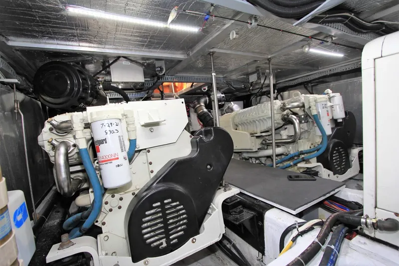 Slide: The Image of Carver Yachts 506 Motor Yacht 2001 - 63