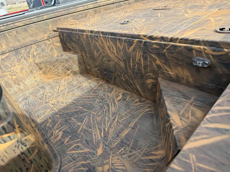 Slide: The Image of G3 Gator Tough 18 CC 2026 - 9