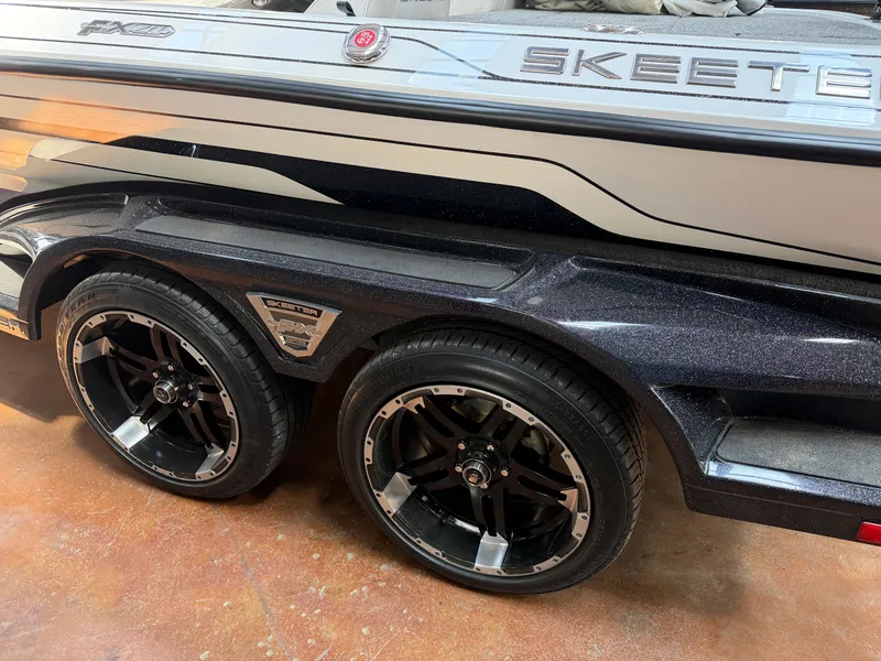 Slide: The Image of Skeeter FX20 Limited Edition 2019 - 18