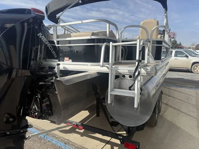 Slide: The Image of Sun Tracker SportFish 22 XP3 2019 - 5