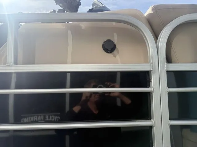 Slide: The Image of Sun Tracker SportFish 22 XP3 2019 - 7