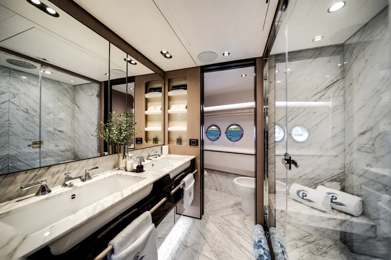Slide: The Image of Azimut Grande 27M 2020 - 38