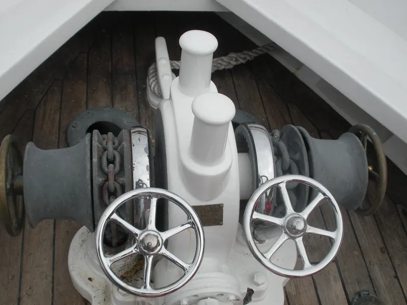 Slide: The Image of Anchor windlass on 1929 HOFFAR-BEECHING Fantail Yacht deck. - 26