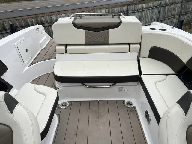 Slide: The Image of Chaparral 26 Surf 2021 - 10