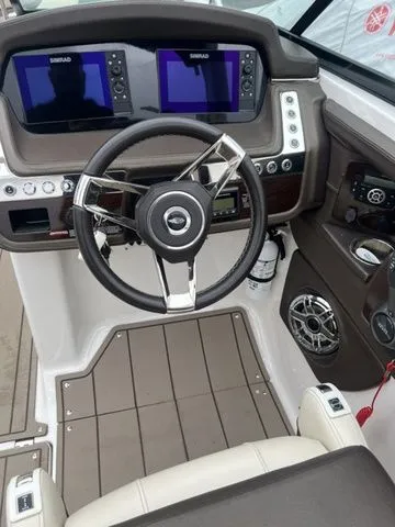 Slide: The Image of Chaparral 26 Surf 2021 - 17