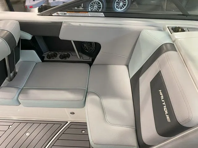 Slide: The Image of Nautique Super Air Nautique 230 2021 - 11