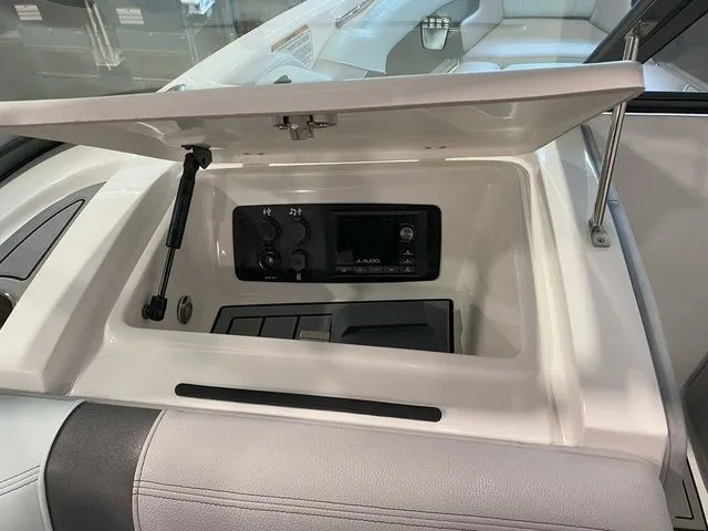 Slide: The Image of Nautique Super Air Nautique 230 2021 - 20