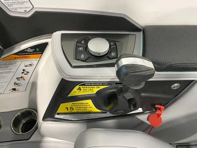 Slide: The Image of Nautique Super Air Nautique 230 2021 - 22