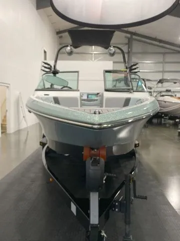Slide: The Image of Nautique Super Air Nautique 230 2021 - 5