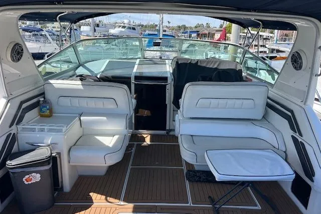 Slide: The Image of Rockford Fosgate audio control panel on 1994 Sea Ray Sundancer 400 boat dashboard. - 15