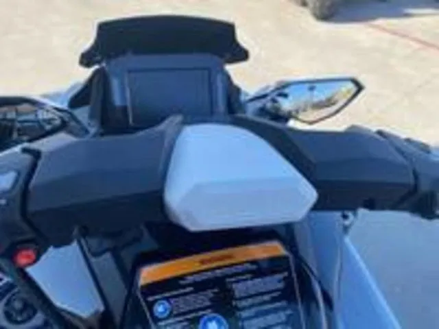 Slide: The Image of Kawasaki Jet Ski® STX® 160 LX 2026 - 17