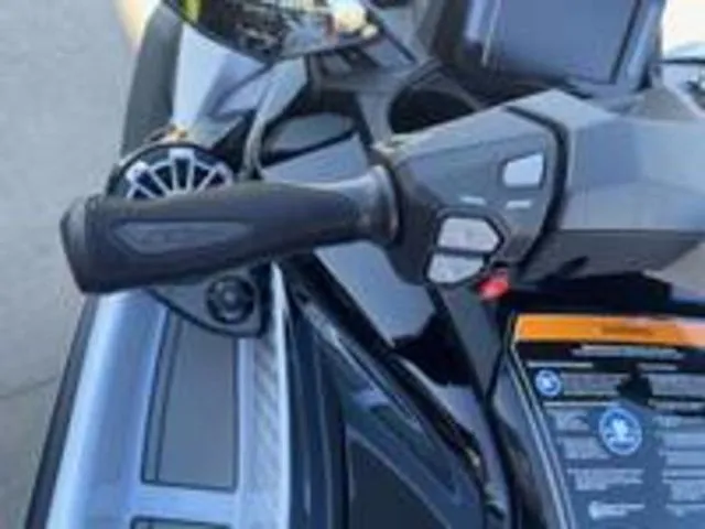 Slide: The Image of Kawasaki Jet Ski® STX® 160 LX 2026 - 22