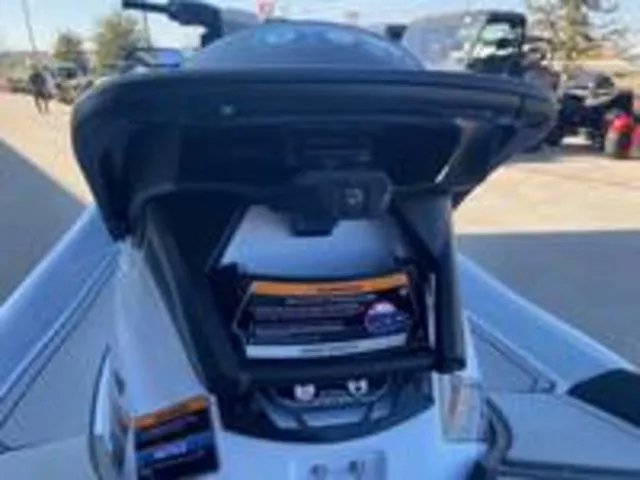 Slide: The Image of Kawasaki Jet Ski® STX® 160 LX 2026 - 9