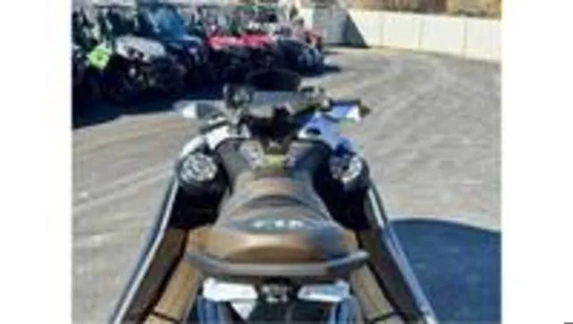 Slide: The Image of Kawasaki Jet Ski® Ultra® 160 LX 2026 - 4