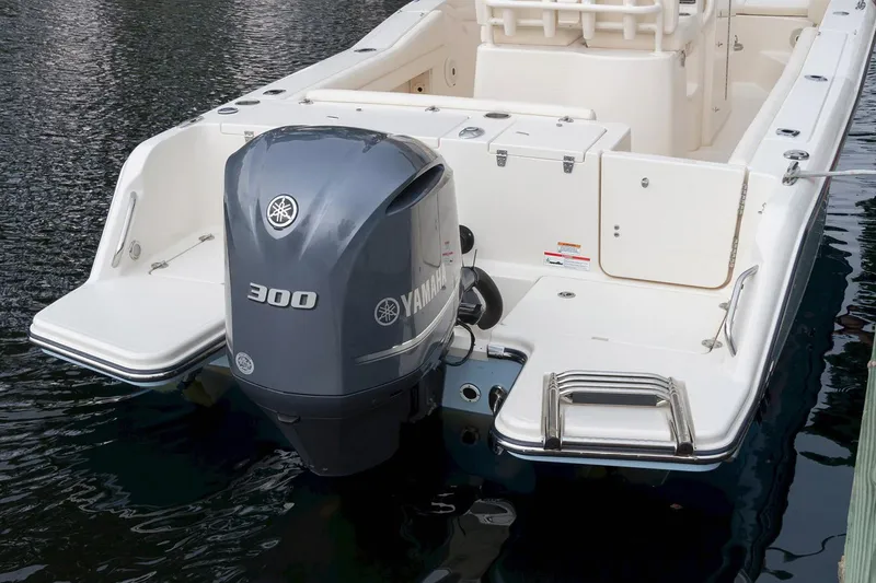 Slide: The Image of Manufacturer Provided Image: 2024 Grady-White Fisherman 236 with Yamaha 300 outboard motor. - 11