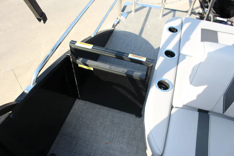 Slide: The Image of Barletta Aria A245UC 2025 - 22