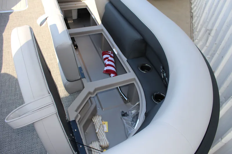 Slide: The Image of Barletta Aria A245UC 2025 - 26