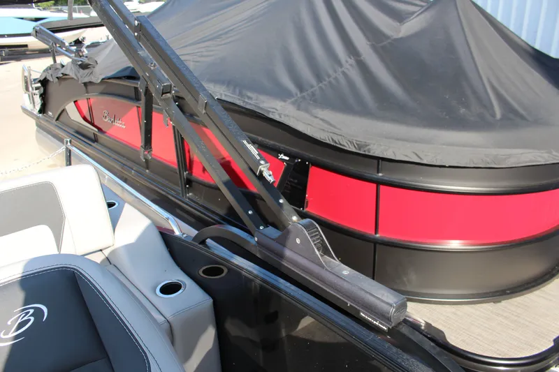 Slide: The Image of Barletta Aria A245UC 2025 - 33