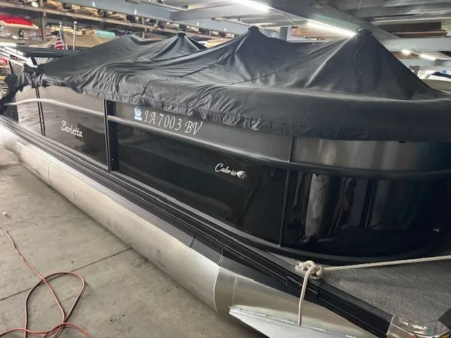 Slide: The Image of Barletta Cabrio 22UC 2022 - 3