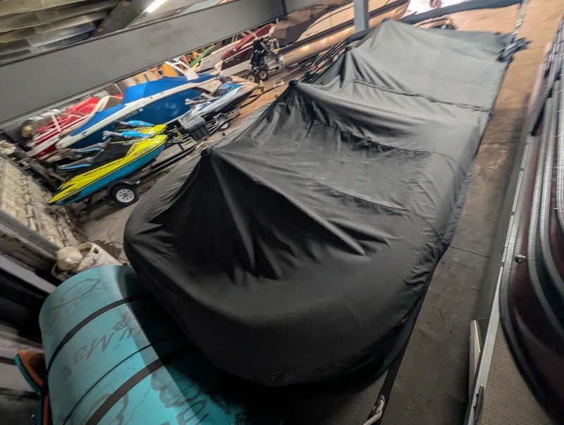 Slide: The Image of Barletta Cabrio 22UC 2022 - 5