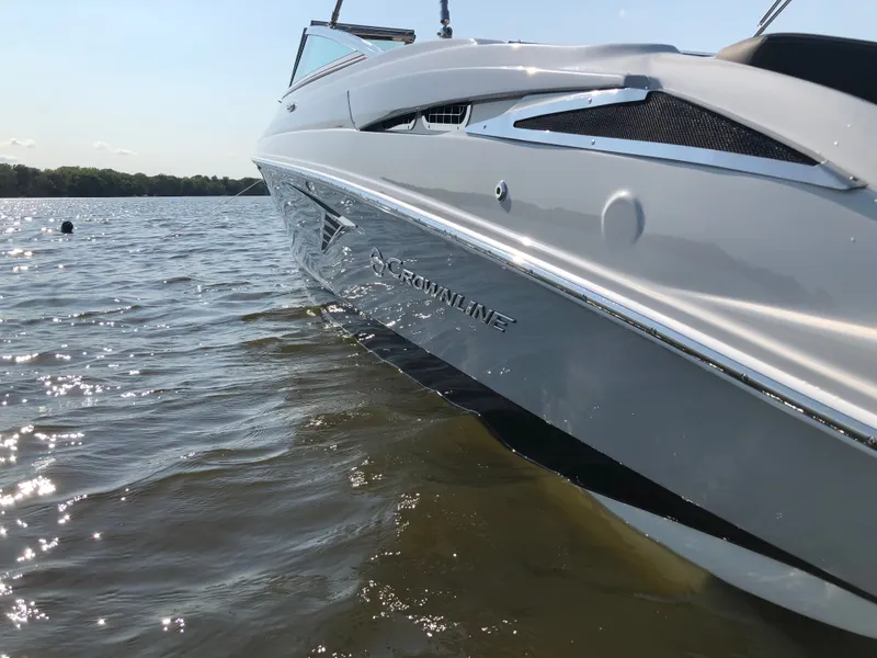 Slide: The Image of Crownline Boats 240 SS 2021 - 4